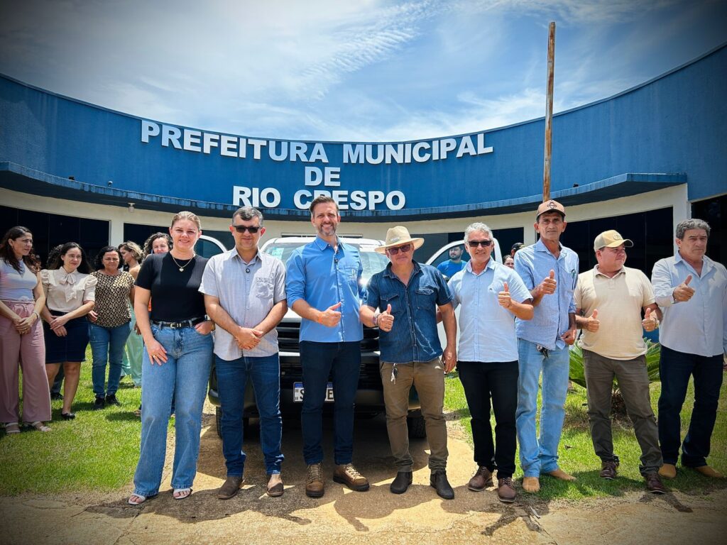 IMG-20250929-WA0264-1024x768 Rio Crespo recebe caminhonete para Obras com recursos de emenda do deputado Delegado Lucas