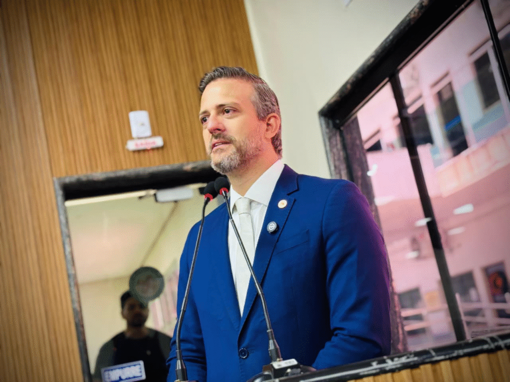 image-3-1024x768 Deputado Delegado Lucas recebe Título de Cidadão Honorário de Porto Velho em sessão solene marcada por emoção