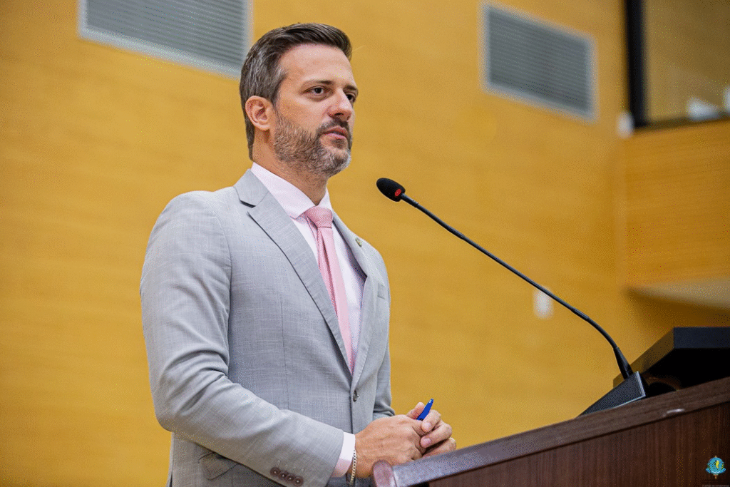 image-1024x683 Deputado Delegado Lucas apresenta indicação para construção de rotatória em Vila União