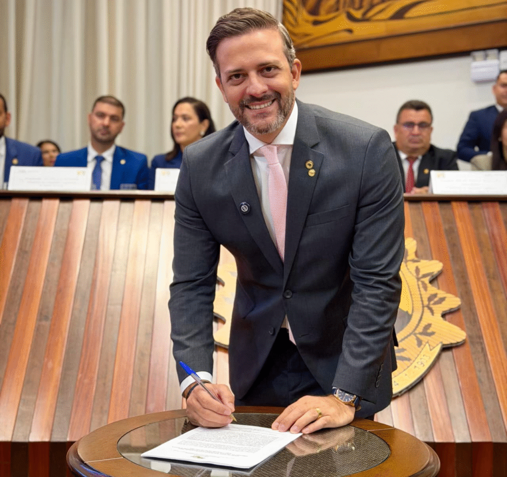 image-3-1024x962 Deputado Delegado Lucas assume vice-presidência do Parlamento Amazônico